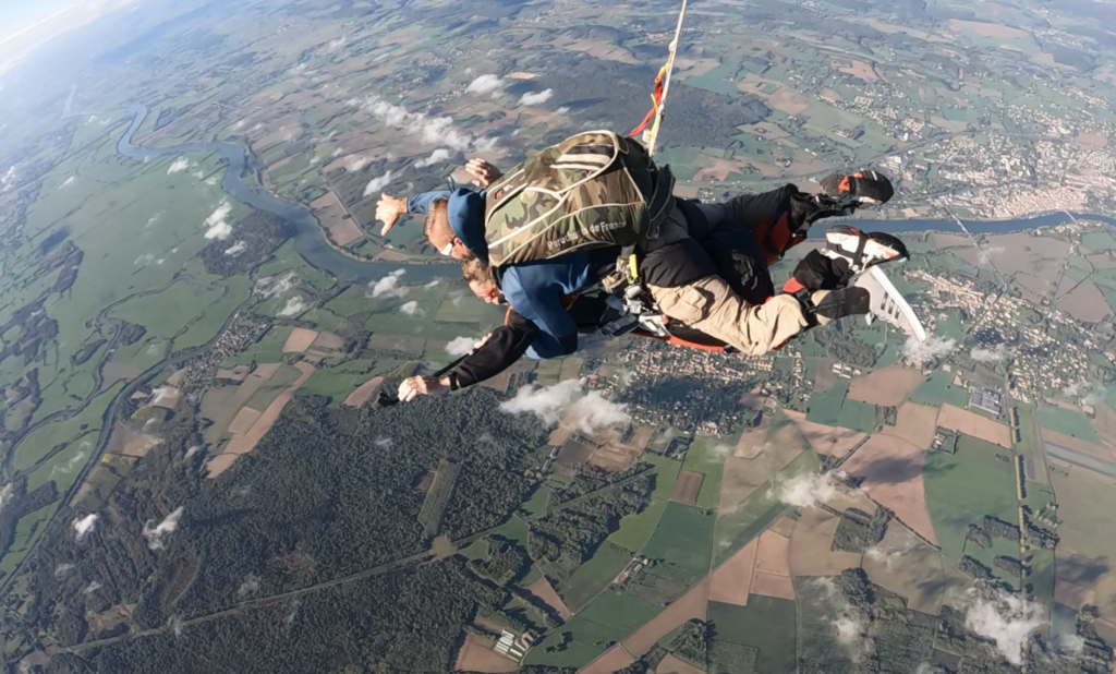 saut en parachute - handi fly